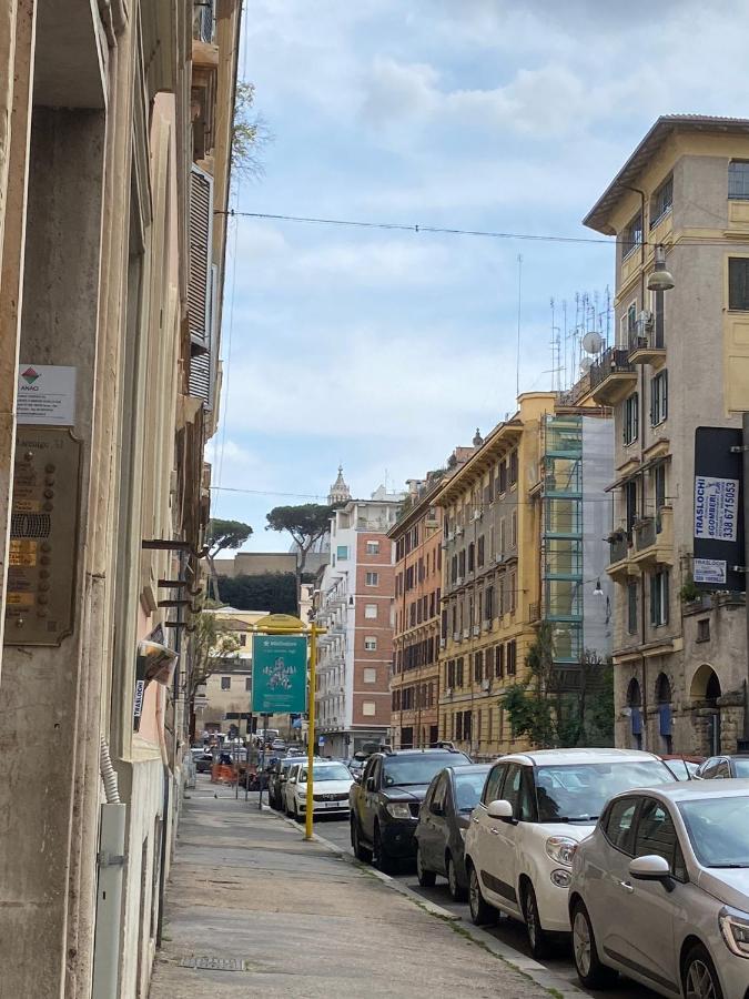 Vatican Stone โรม ภายนอก รูปภาพ